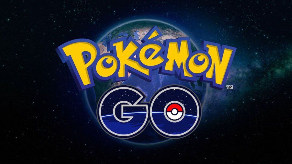 Виртуальная игра Pokemon Go заставляет реальных людей перемещаться в физическом пространстве – пользователи не просто лайкают или ретвитят, они действительно идут в определенном направлении за интересующим их контентом. Фото: лого игры.